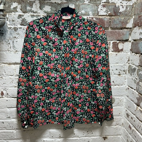 Gregory Tops - Vintage Long Sleeve Button Down Floral Shirt by Gregory. Womens size 10.
